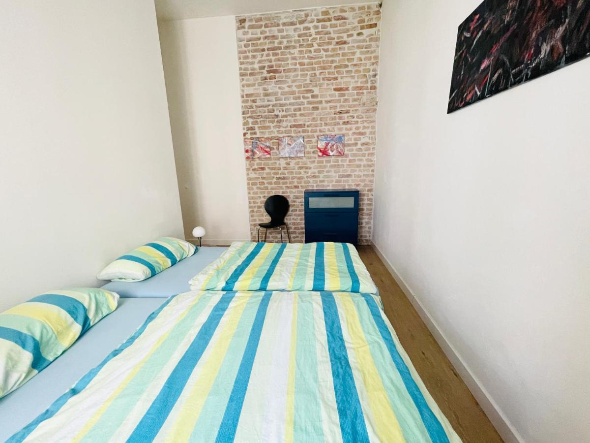 Zentrale Ruhige Ferienwohnung In Berlino Esterno foto