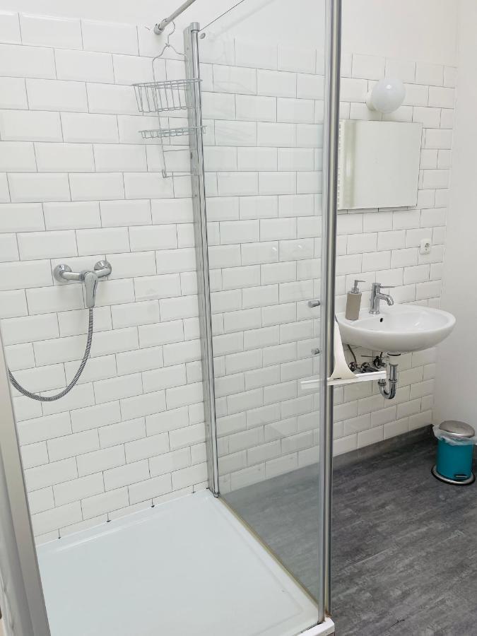 Zentrale Ruhige Ferienwohnung In Berlino Esterno foto
