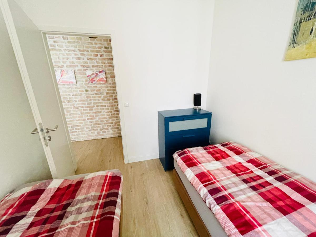 Zentrale Ruhige Ferienwohnung In Berlino Esterno foto