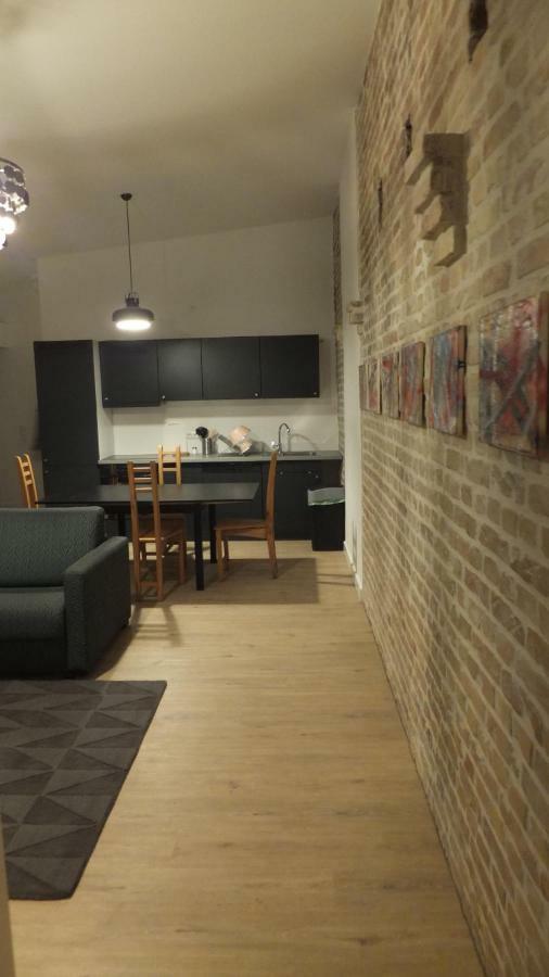 Zentrale Ruhige Ferienwohnung In Berlino Esterno foto